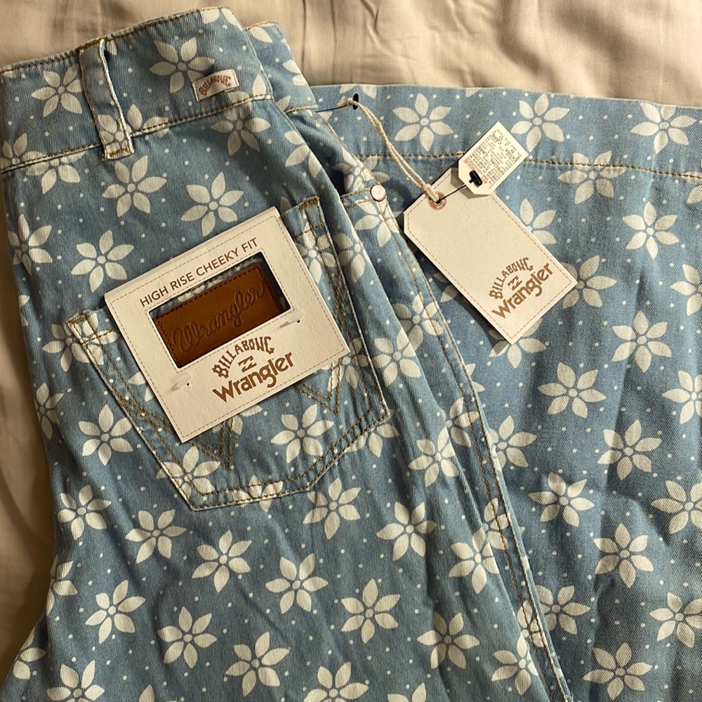 Billabong Wrangler printed jeans